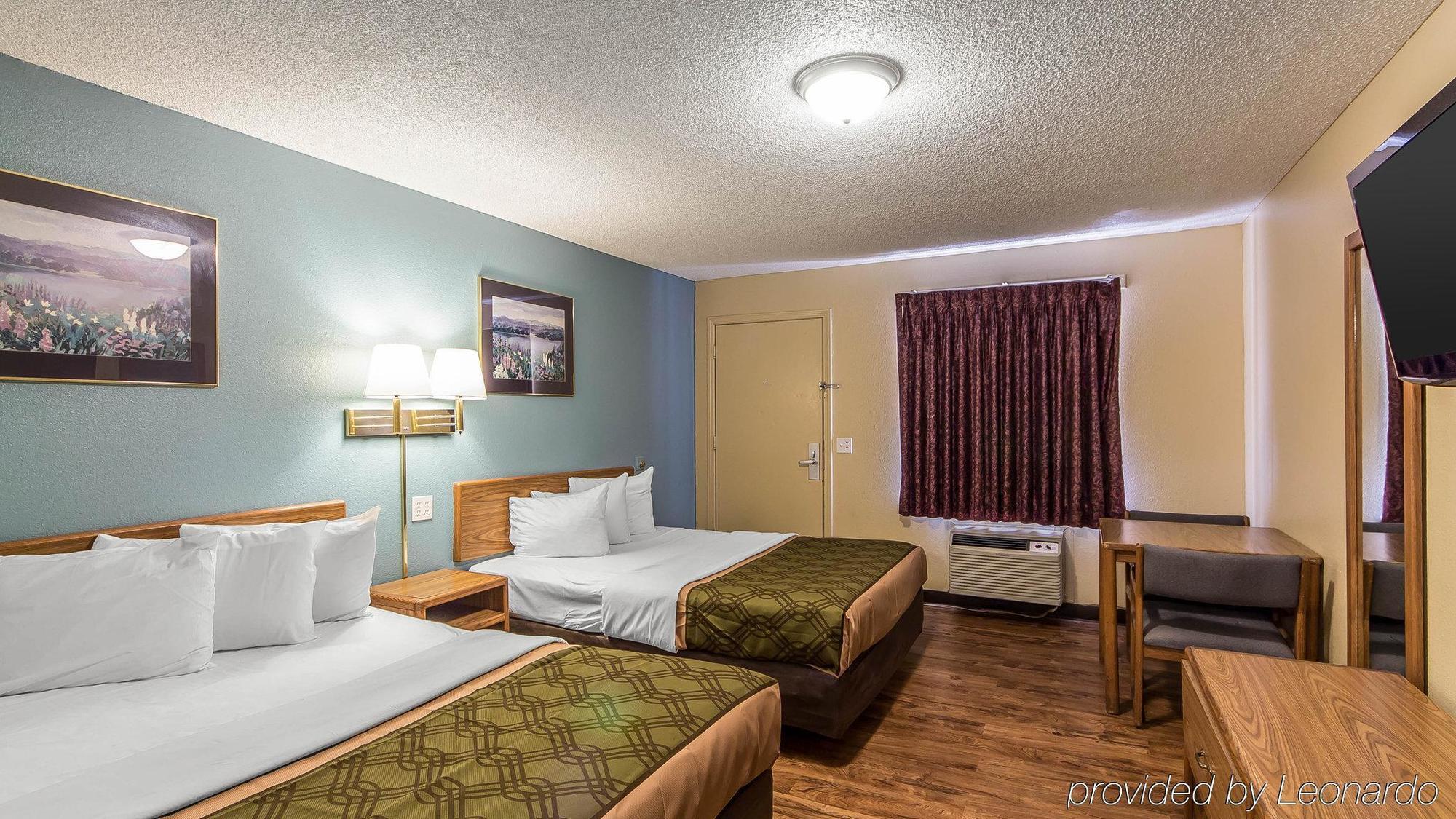 Econo Lodge Pryor Creek Exteriör bild